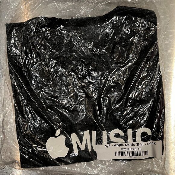 Apple Music Employee T XS Womens - Picture 2 of 2
